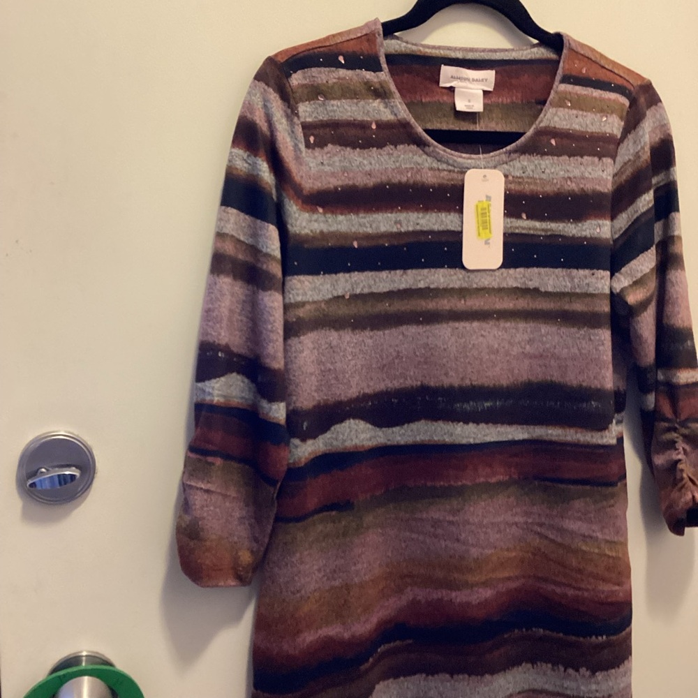 Allison Daley Long sleeve top. Size S